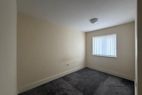 Aston Close, Bilston photo 4