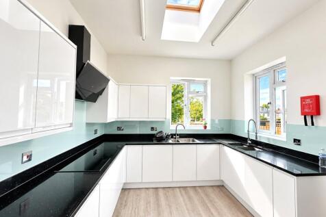 Communal Kitchen