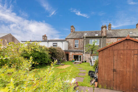 Rear Aspect and G...