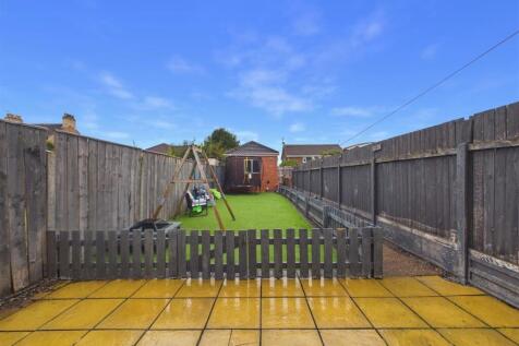 CAM05451G0-PR0204-STILL014.jpg