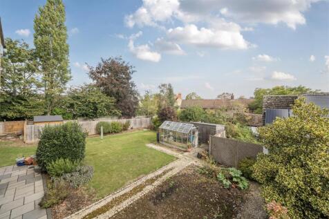 6 Bugbrooke Road, Gayton