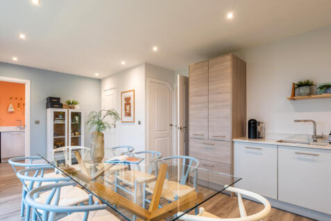 The Holly kitchen dining