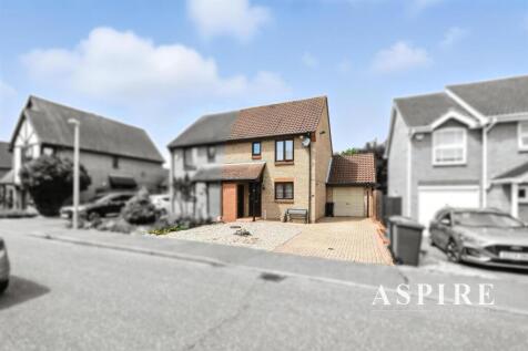 Rayleigh, SS6 - property photo