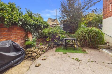 Greystones Lodge, Bath Road, Stroud, Gloucestershire, GL5 photo 4