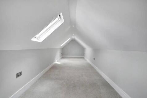 WhatsApp Image 2025-09-19 at 13.21.19 (1).jpeg