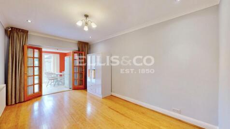 Alicia Gardens, Harrow, HA3 photo 3