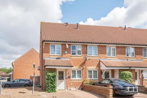Romford, RM6 - property photo