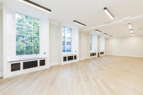 8A Brushfield Street 05.jpg