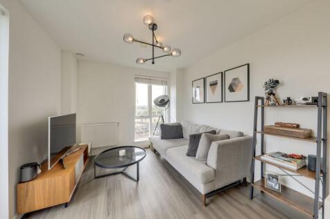 Open Plan Lounge &amp; Kitchen