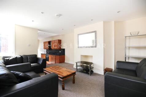 6-bed flat on (£162.50pppw) Lavender Gardens, Jesmond, Newcastle Upon tyne, NE2, £4,225/mo