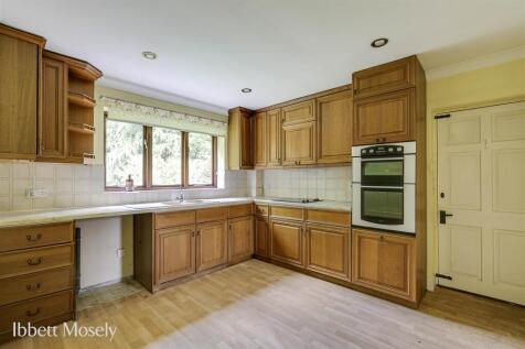 12 Kitchen - May 2025.jpg