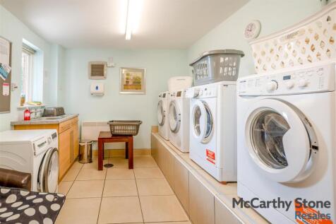 8693612-interior20.jpg