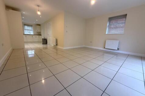 Dining Room &amp; Kitchen