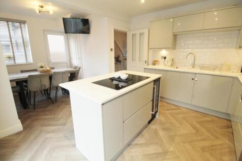 Kitchen 6