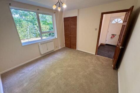 Pelham Way, Great Bookham photo 4