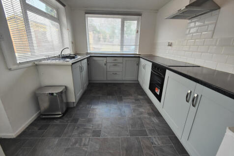 Houldsworth Crescent, Holbrooks, Coventry, CV6 photo 5