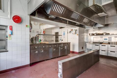 Church Street-2-Esher-HC-22.jpg