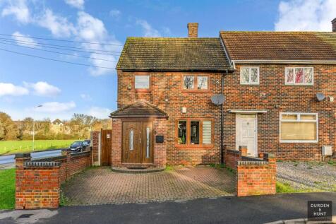 Romford, RM3 - property photo