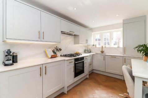 Kitchen/breakfast rm