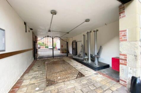 Property Image 8