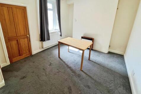 Bassett Street, Pontypridd photo 3