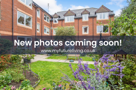 Milton Lodge, Hadlow Road, Sidcup, DA14 photo 3