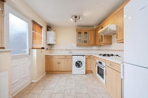 Westwood Close, Great Holm, Milton Keynes, MK8 photo 4