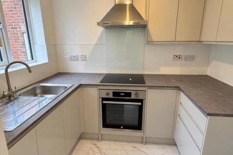 Chandlers Drive,Erith,DA8 photo 3
