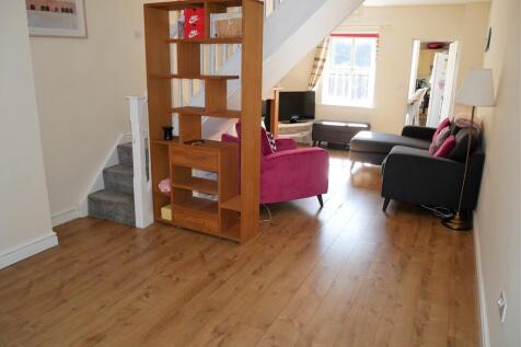 Taylor Street, Wednesfield, Wolverhampton photo 3