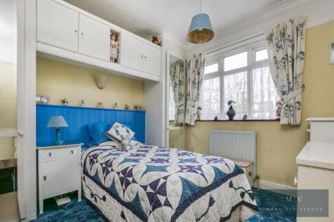 Woodmere Close 14 MV-14.jpg