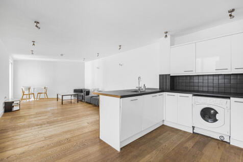 Kitchen/ Reception