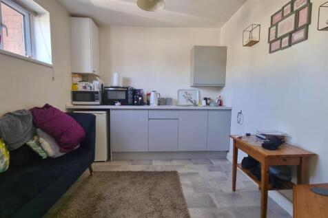 Swan House Cradley Heath 1.jpg