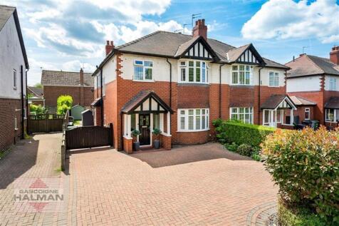 Wilmslow, SK9 - property photo