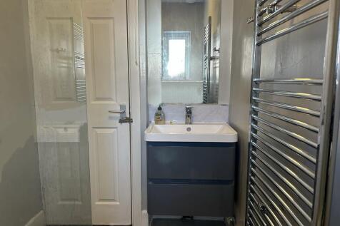 Milton_Bathroom2
