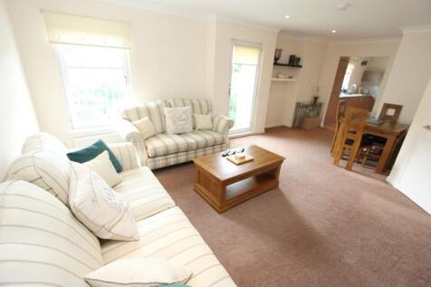 Lounge/Kitchen