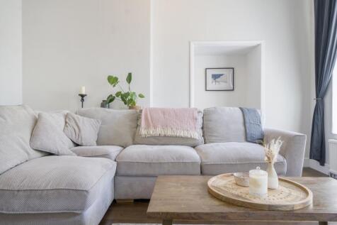 Sitting room side view