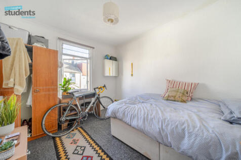 8f32929f-f8a1-4bb...