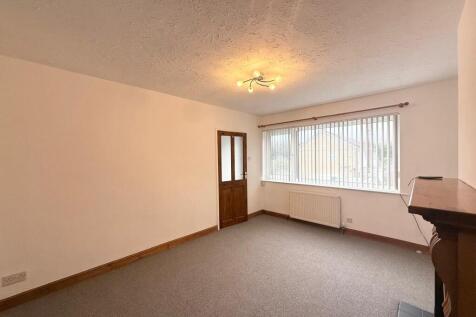Somerdale Close, Leeds, West Yorkshire, LS13 photo 4