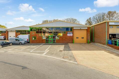 115557_Unit-20-Shepperton (1)_low.jpg