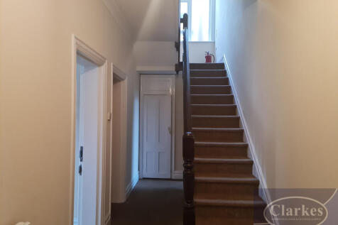 75, Fitzharris Avenue, Winton, Dorset photo 4