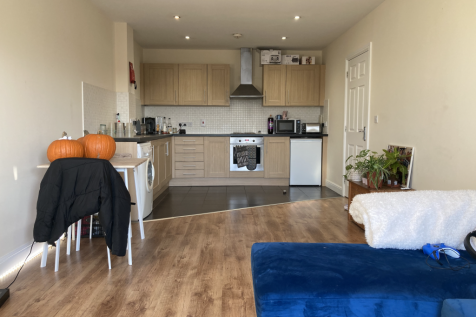 kitchen:dining space.png