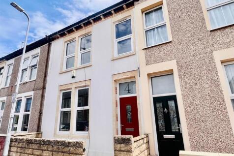 3 bedroom Terraced for rent