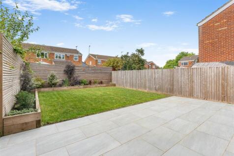 69 Chatsworth Drive, Banbury-17.jpg