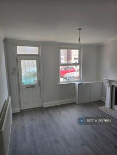Carlingford Road, Hucknall, Nottingham, NG15 photo 3