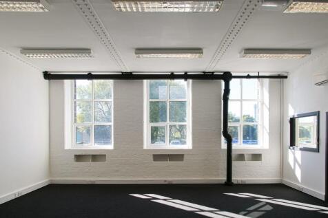 Office to rent Image 5