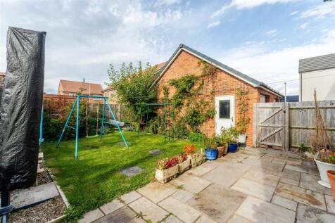 1.18 - rear garden.jpg