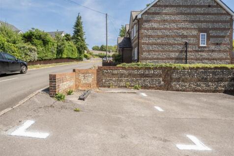 1 allocated parking space