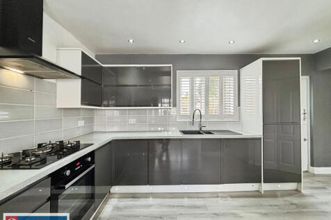 Bargoed, CF81 - property photo