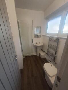 oundle-drive-ng8-1bn-1056341