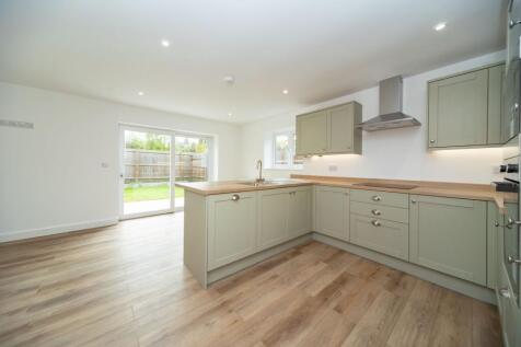 LIVING/KITCHEN/DINER